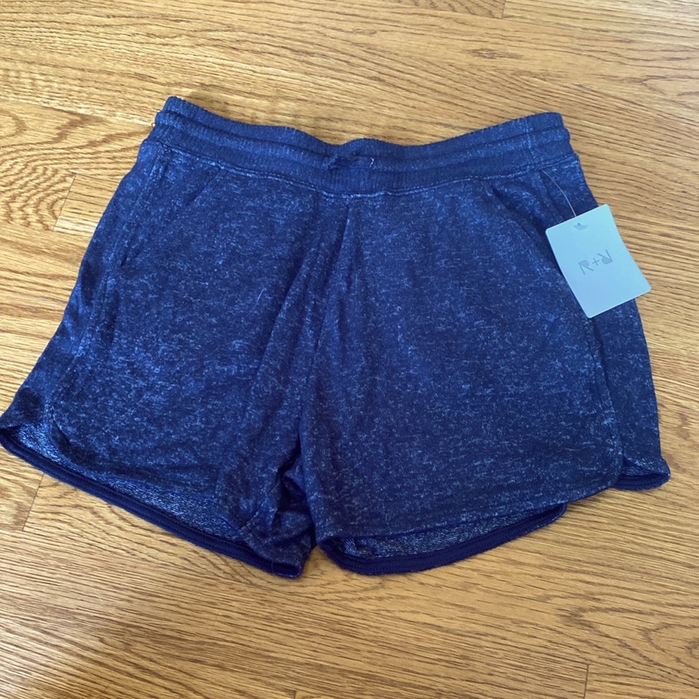 R + R Girls XL shorts